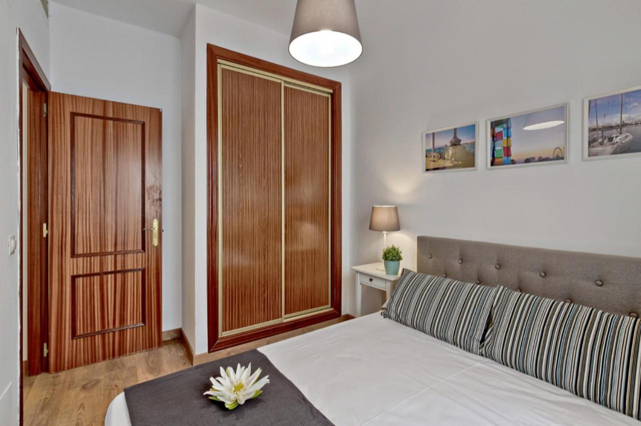 Ferienwohnung Del Parque Flats - Ollerias 3 Málaga Exterior foto